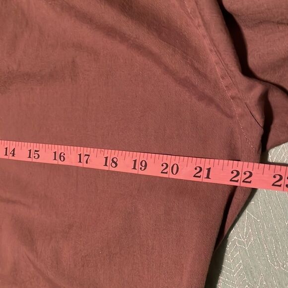 VAN Heusen Fitted Chambray Brown Men’s Button Down Dress Shirt Size 15 1/2 32/33 - Picture 9 of 12